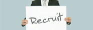 �̗p���