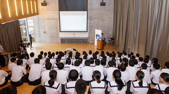 福井県坂井市立丸岡南中学校1