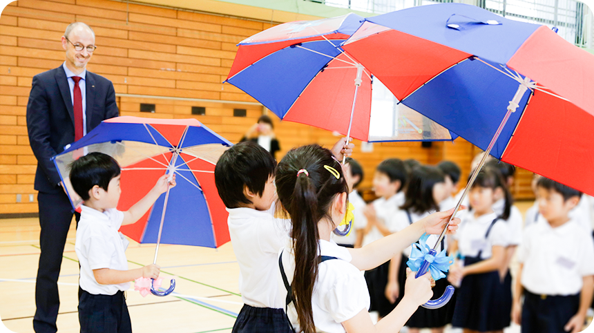 「雨の日も安心!楽しく通学!傘寄贈」続報